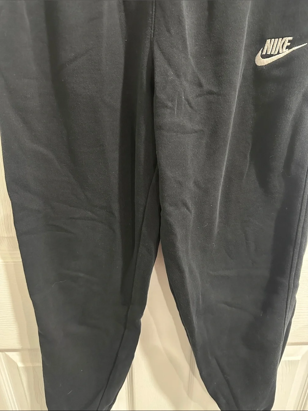 Nike Black Kids Fleece Joggers with White Logo Youth L